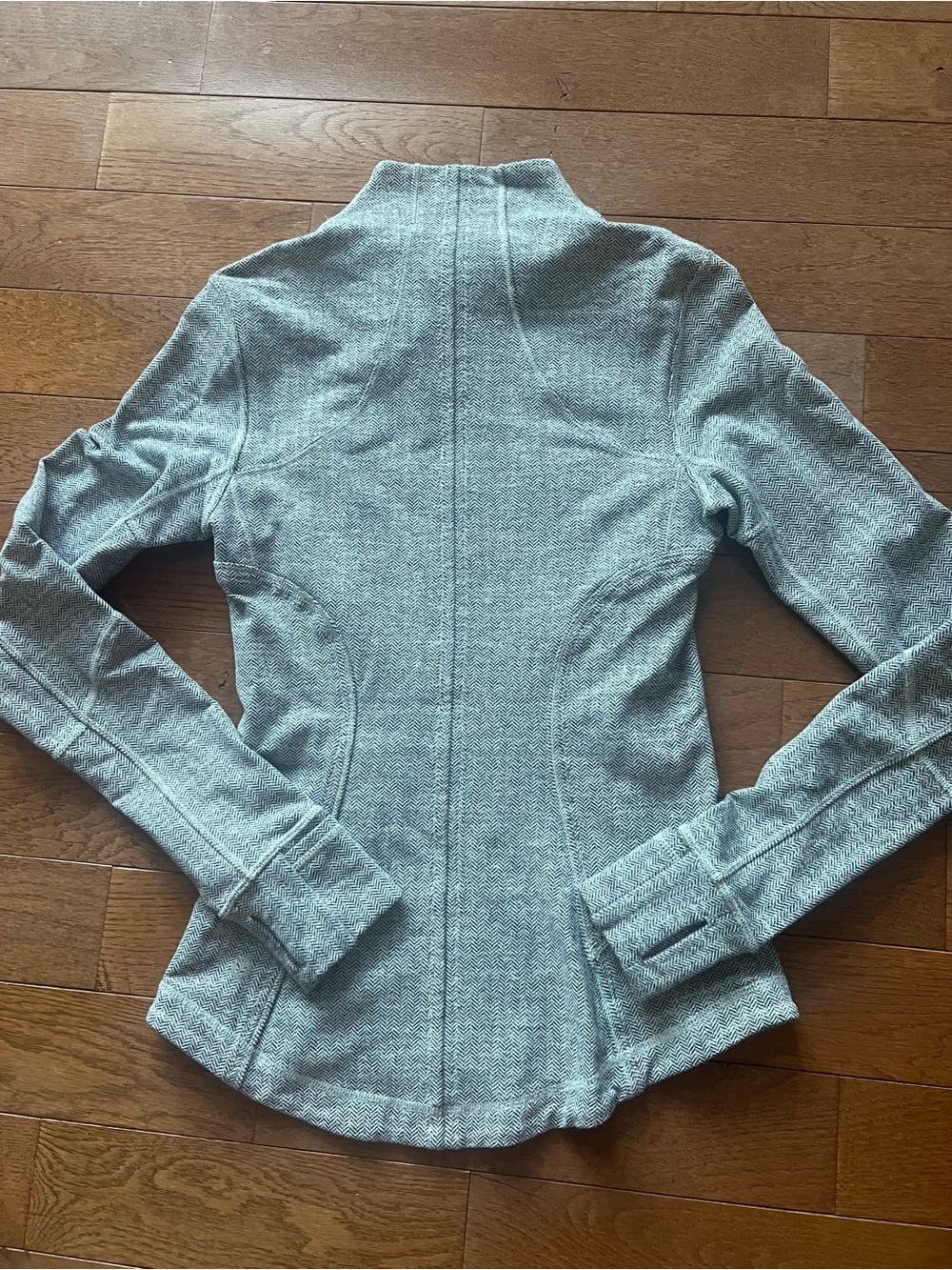 Lululemon Chevron Gray Full-Zip Forme Jacket - Picture 3 of 5
